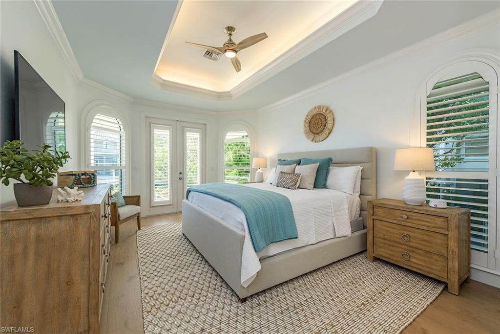 452 Willet AVE-8