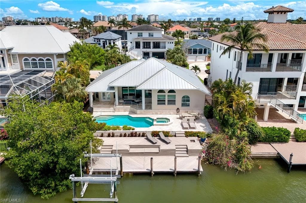 452 Willet AVE-20