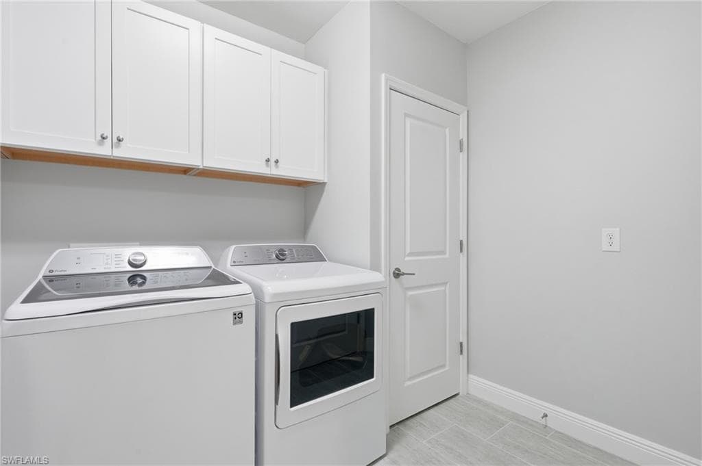 2560 Seychelles DR 1003-16