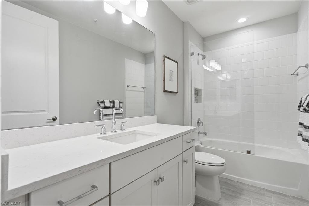2560 Seychelles DR 1003-15