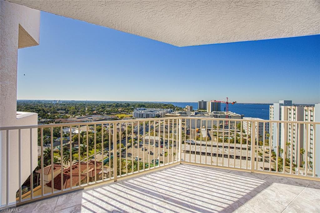 2090 W 1st ST G1607-1