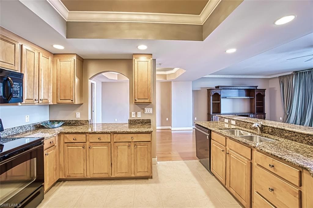 2090 W 1st ST G1607-21