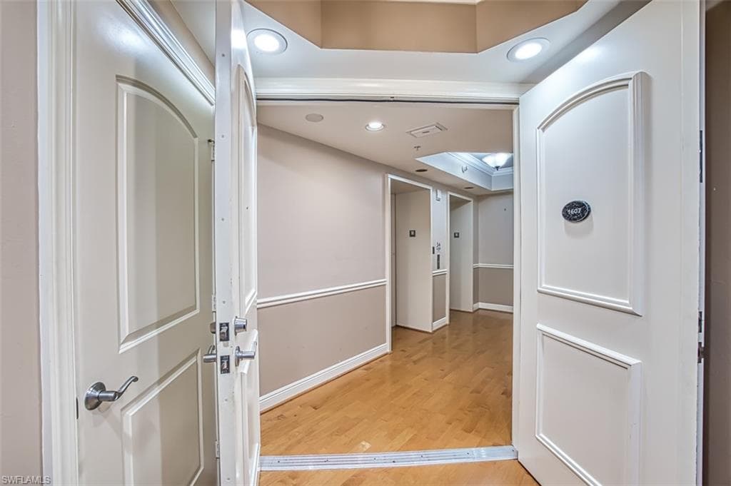2090 W 1st ST G1607-4