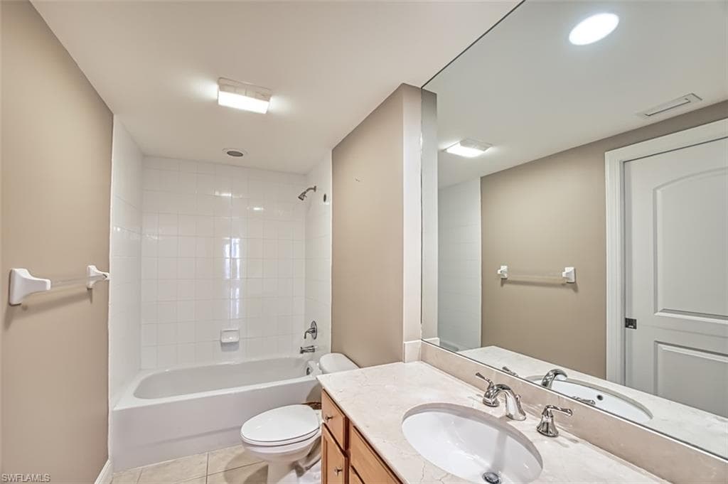 2090 W 1st ST G1607-34
