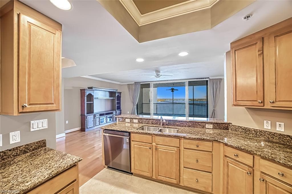 2090 W 1st ST G1607-24