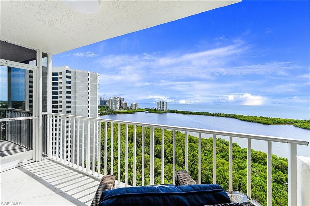 5550 Heron Point DR 1702-17