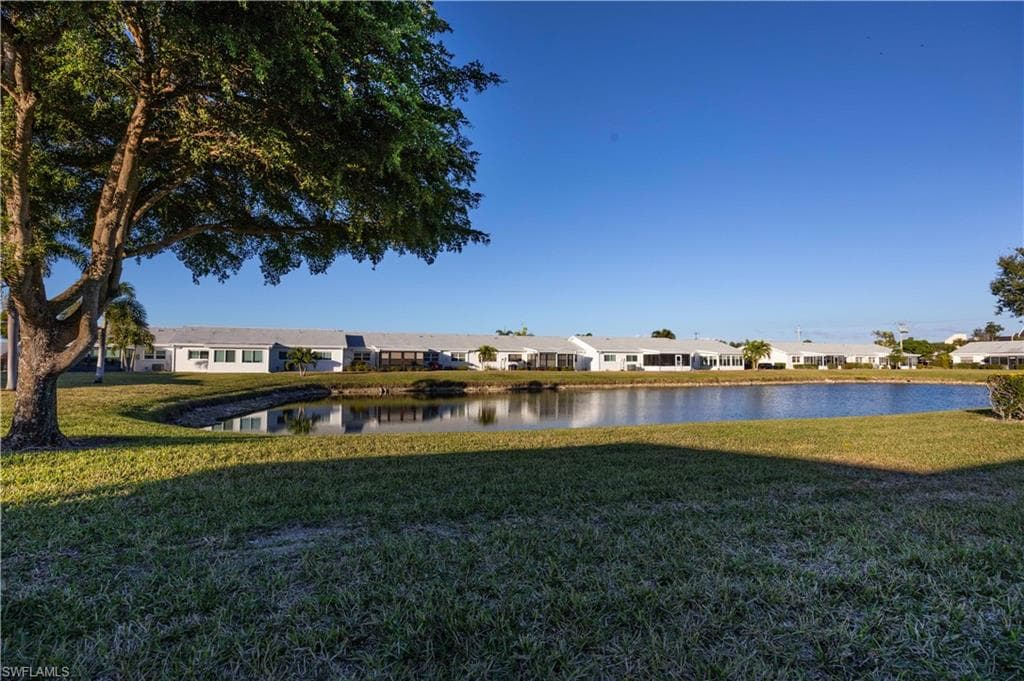 1513 Edgewater CIR-19