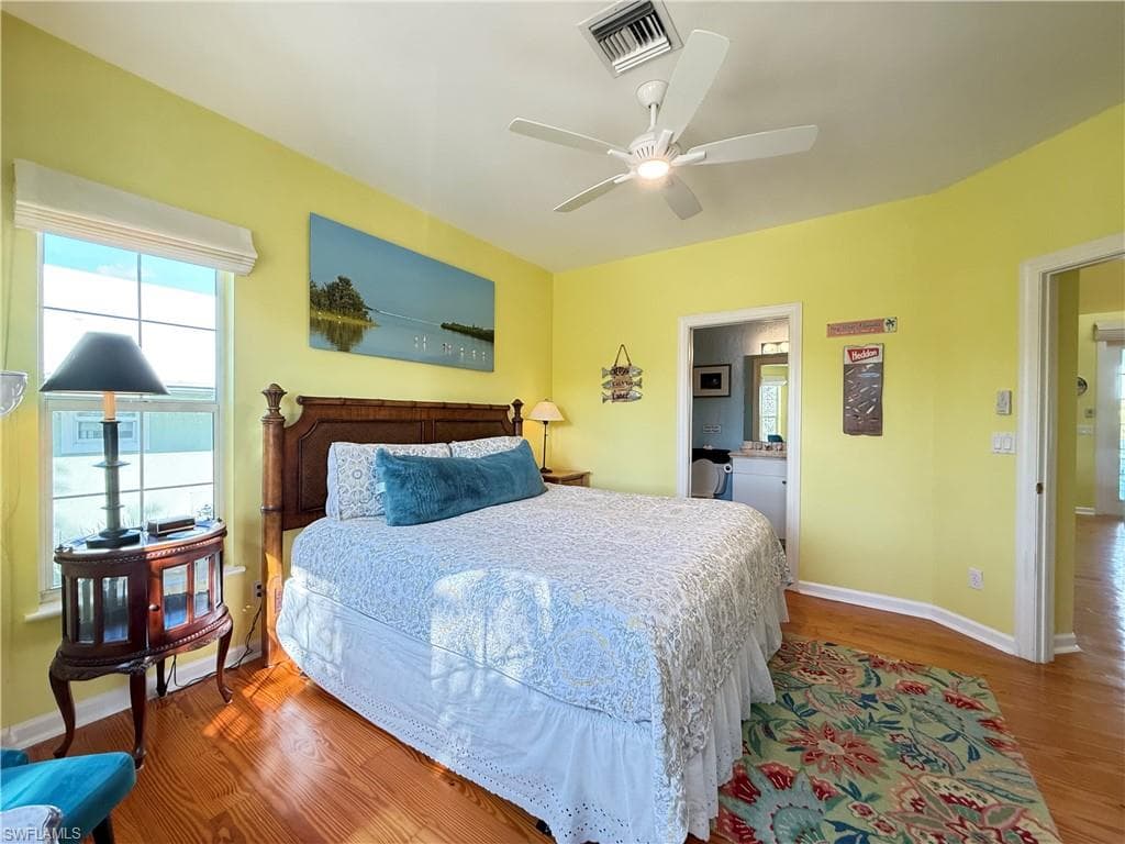 1296 Grand Canal DR-22