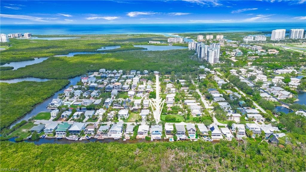 1296 Grand Canal DR-26