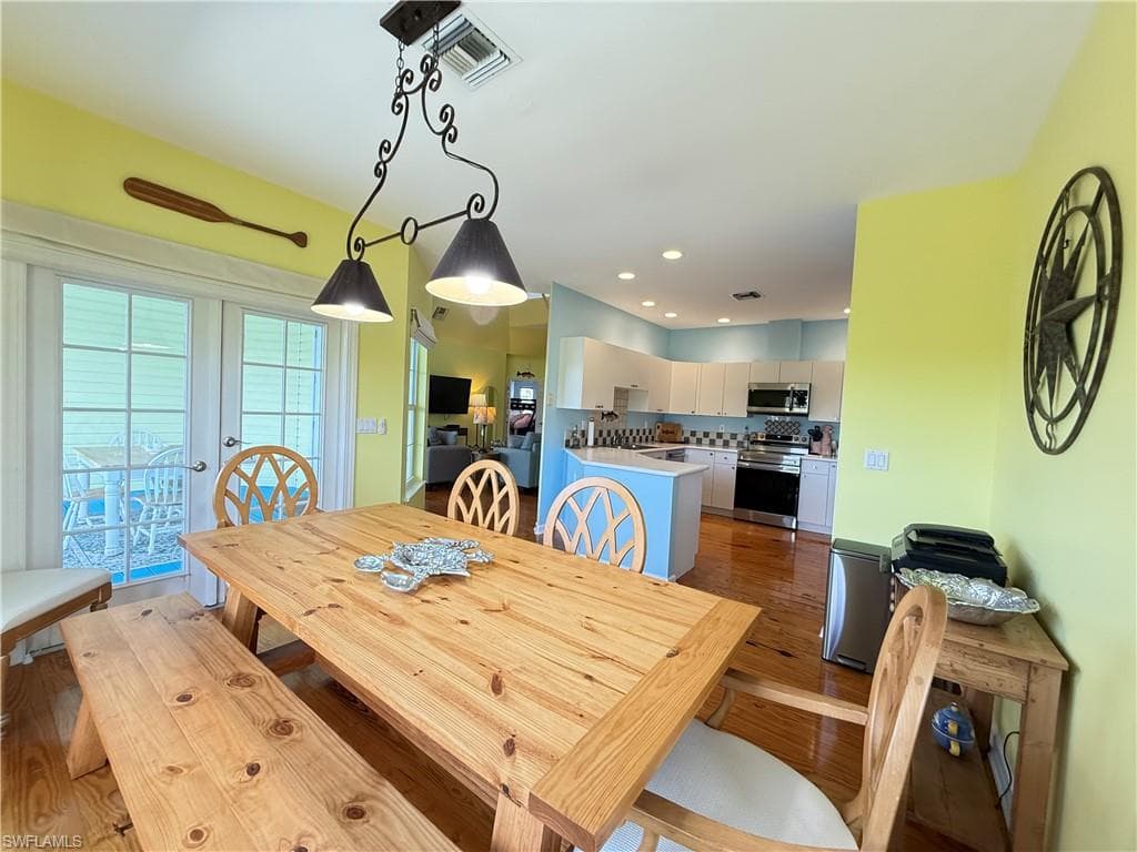 1296 Grand Canal DR-7
