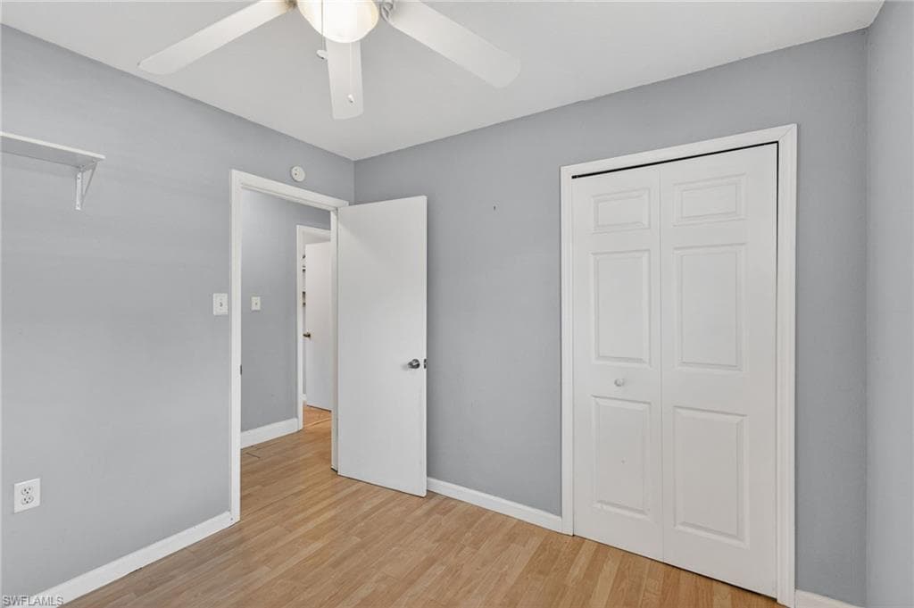 915 Hibiscus LN-27