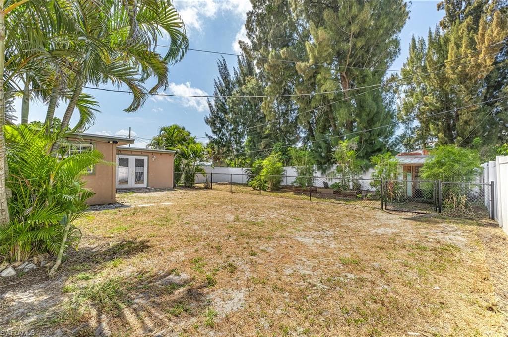 915 Hibiscus LN-9