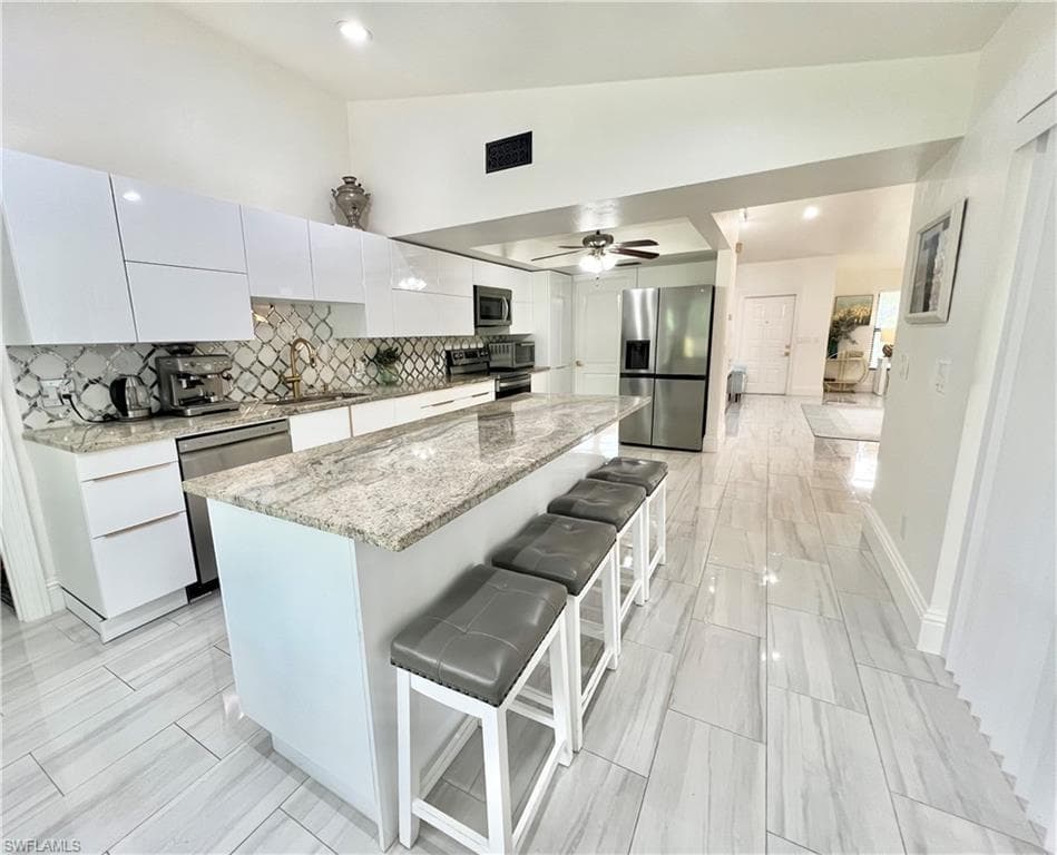 2499 River Reach DR-12