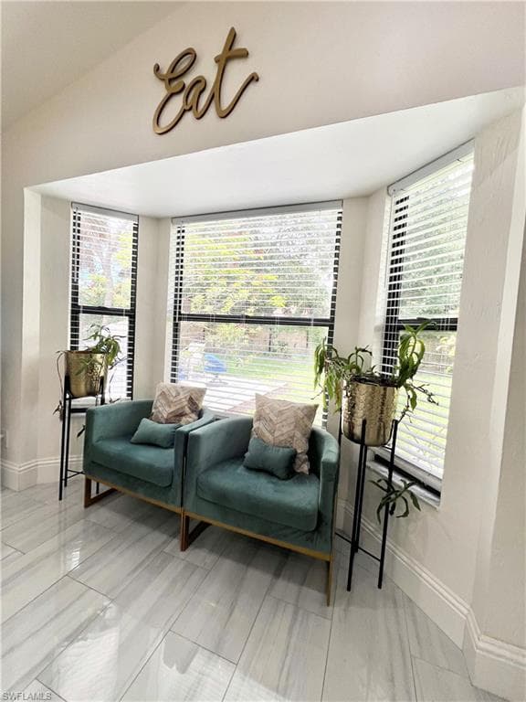 2499 River Reach DR-15