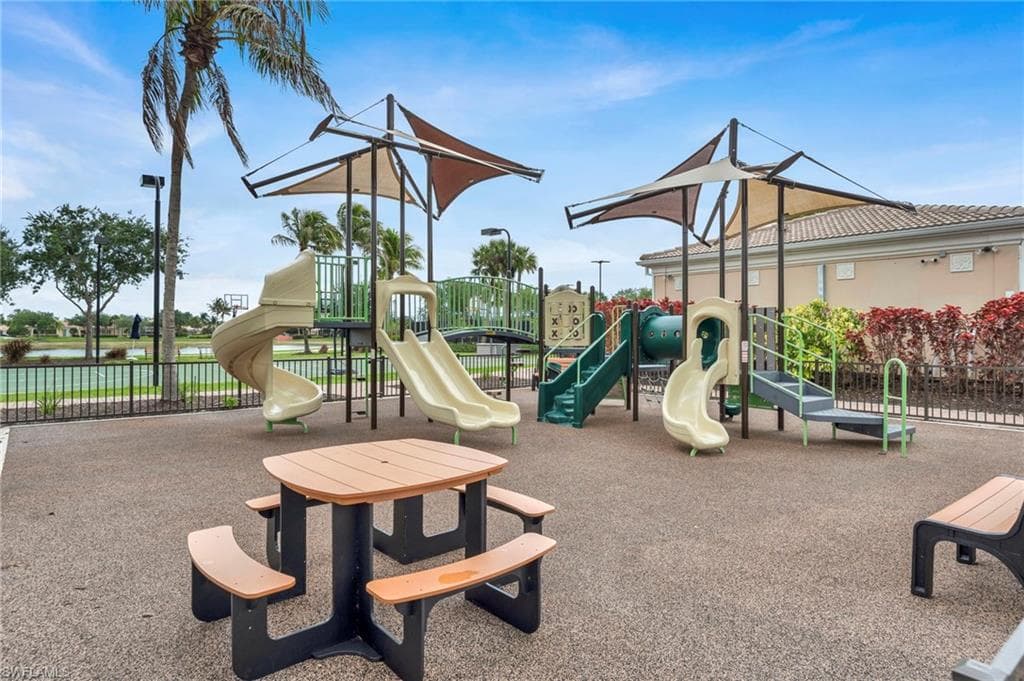 7558 Garibaldi CT-28