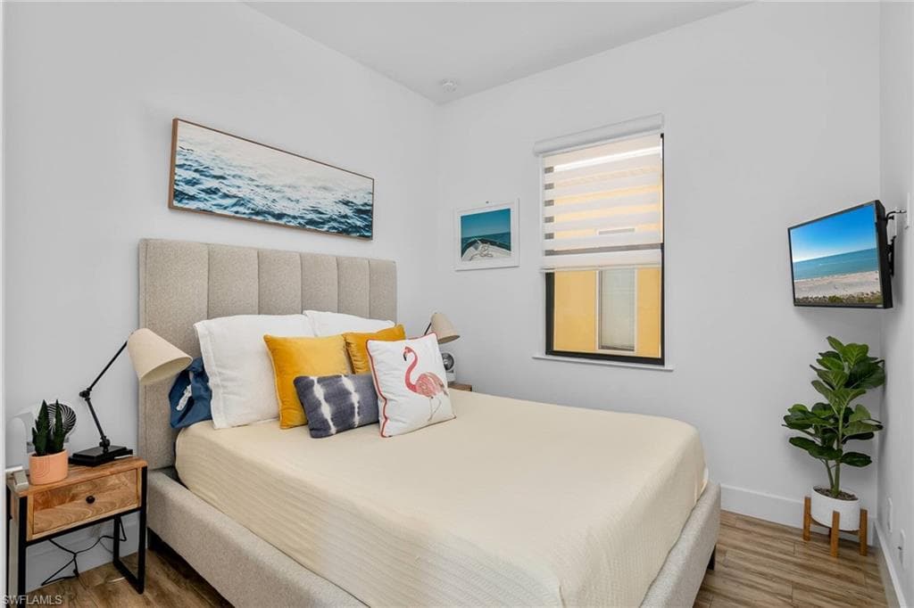 3016 Van Buren AVE-18