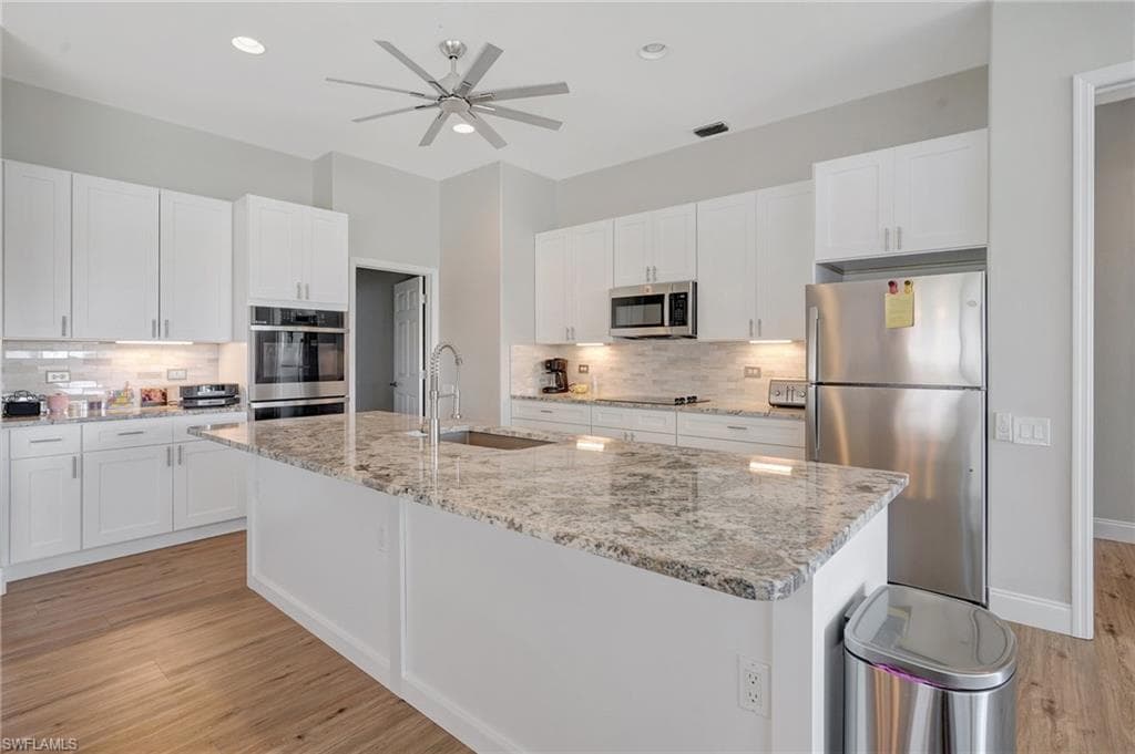 16112 Edgemont DR-7
