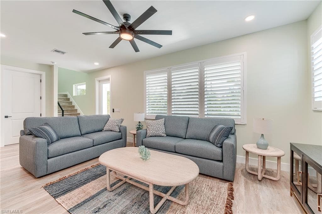 159 Delmar AVE-35