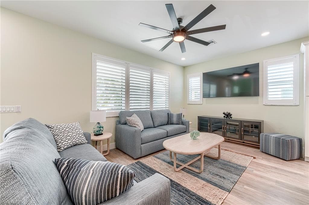 159 Delmar AVE-36