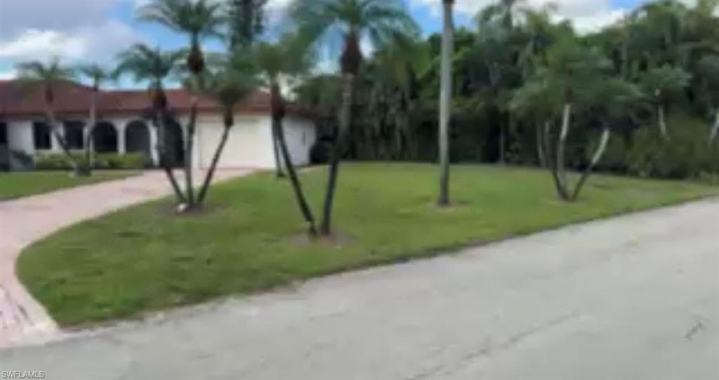 24898 Trost BLVD-10