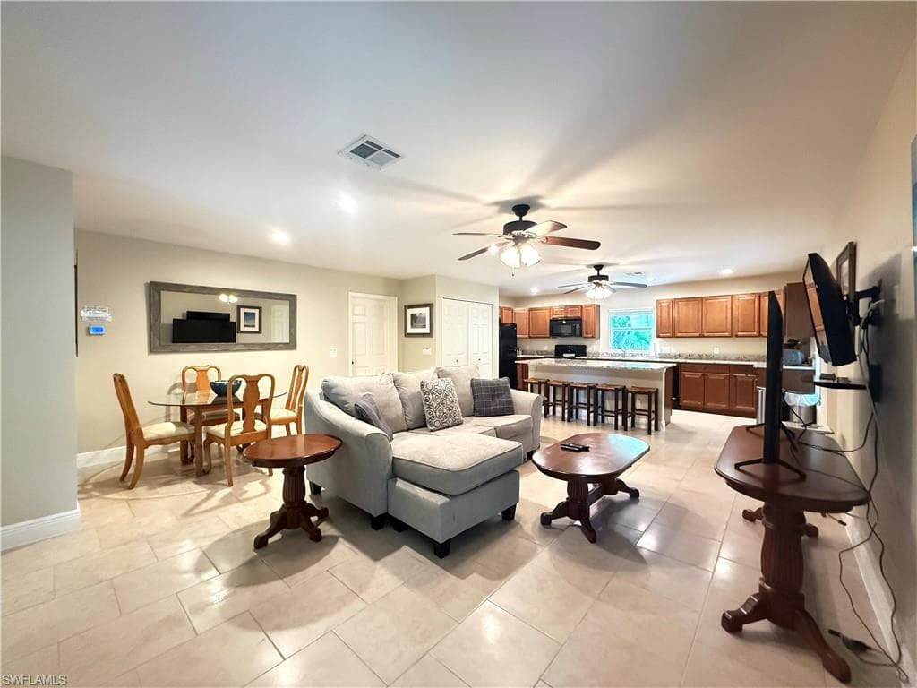 6140 Standing Oaks-4