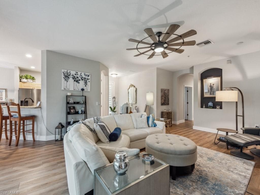 7856 Clemson ST N 8 102-11