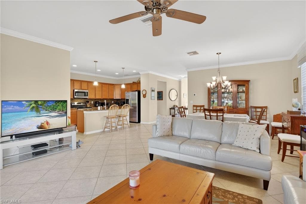 3640 Treasure Cove CIR-6