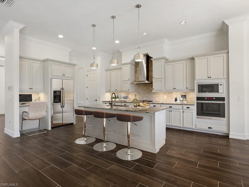 1546 Mockingbird DR-12