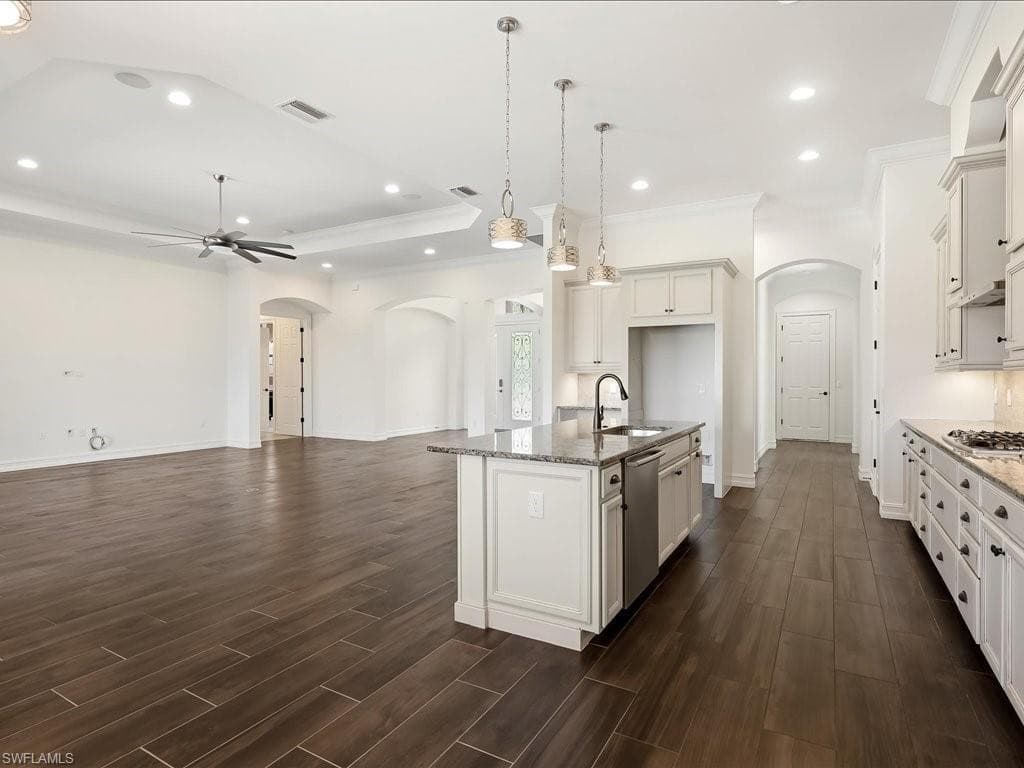 1546 Mockingbird DR-15