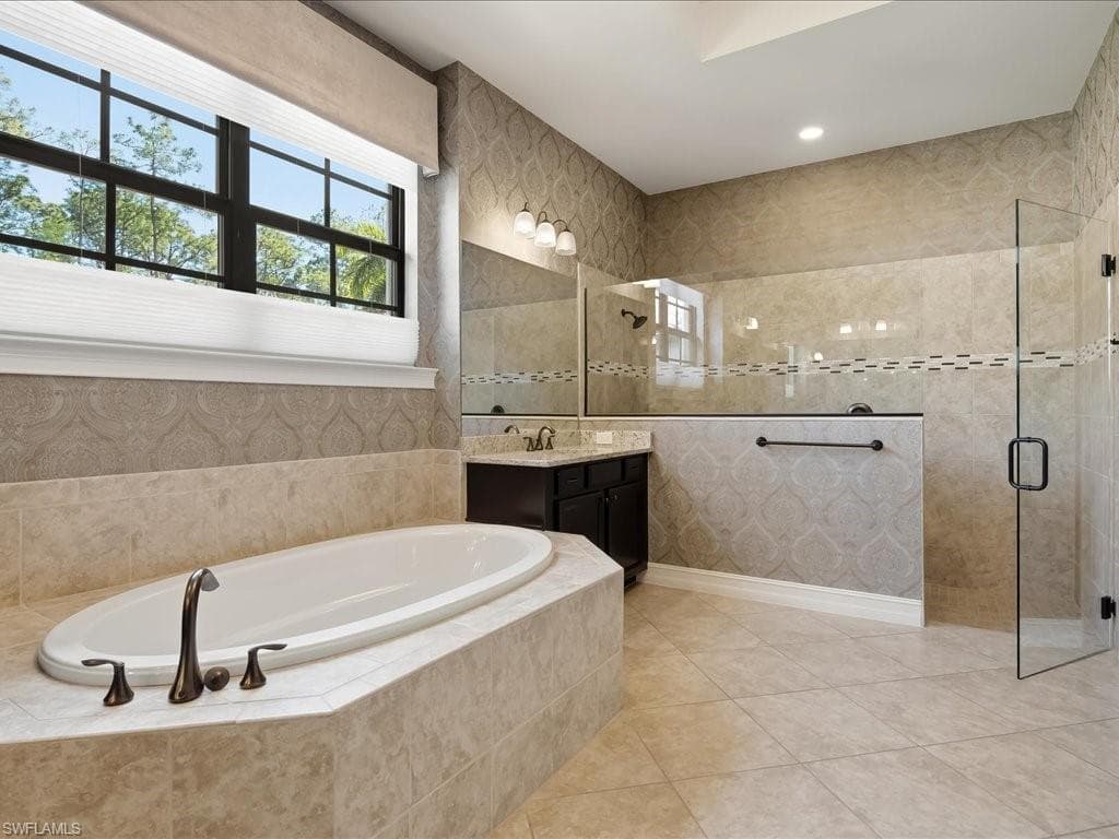 1546 Mockingbird DR-21
