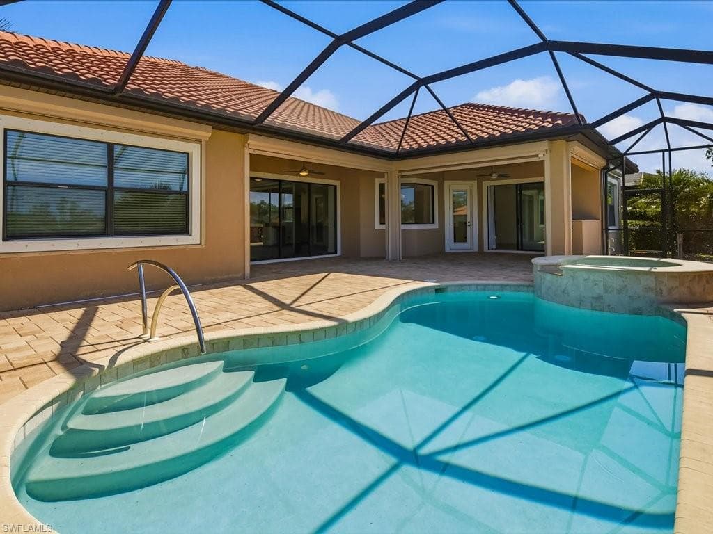 1546 Mockingbird DR-35