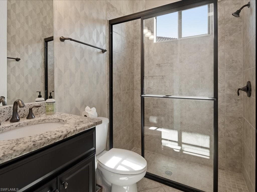 1546 Mockingbird DR-27