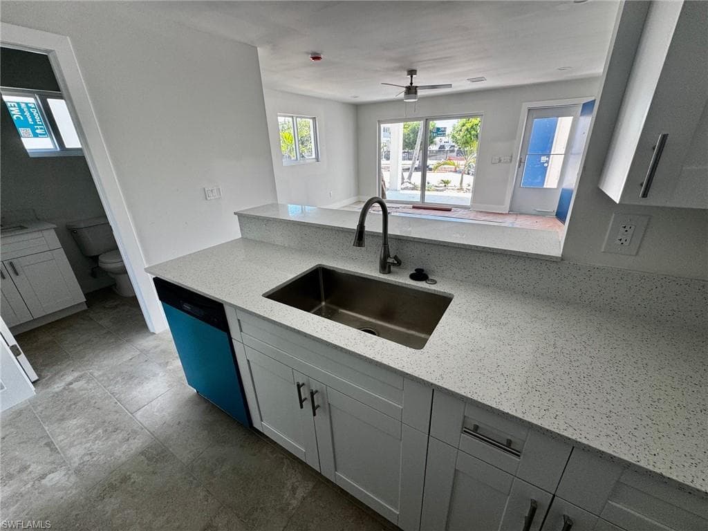 805 E Gulf DR B4-12