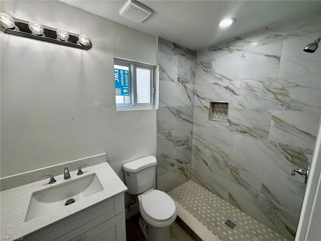 805 E Gulf DR B4-6