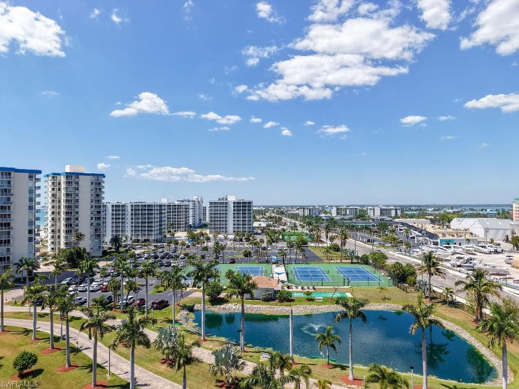 7300 Estero BLVD 603-22
