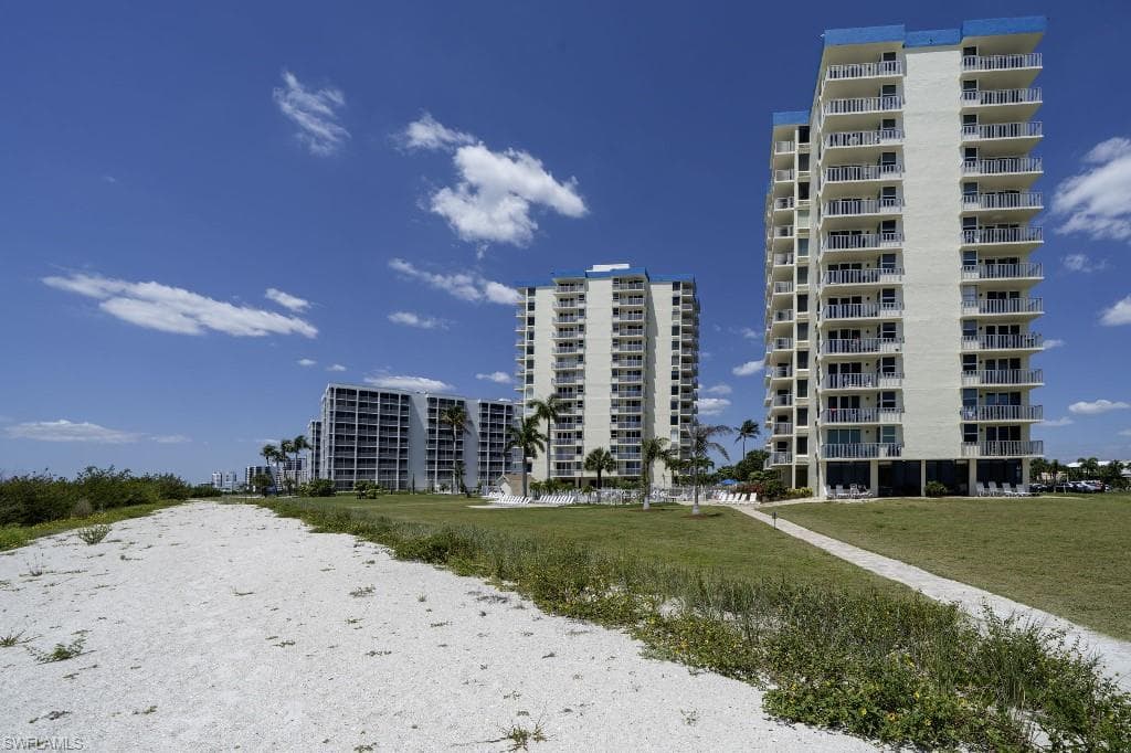 7300 Estero BLVD 603-18