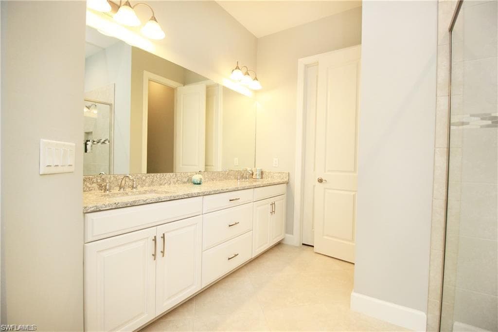 9456 Montelanico LOOP-25