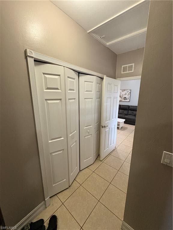 2500 Storter AVE-35