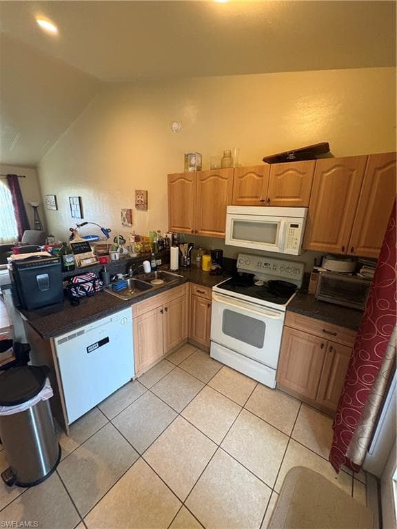 2500 Storter AVE-14