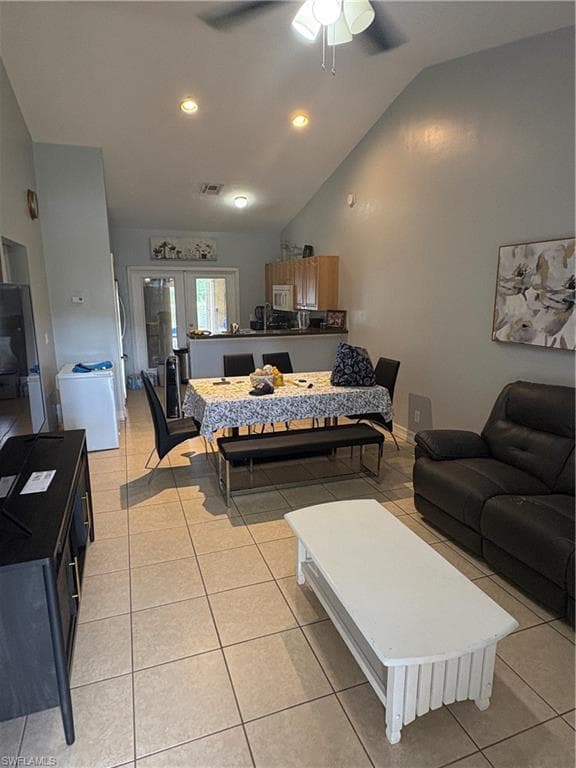 2500 Storter AVE-18