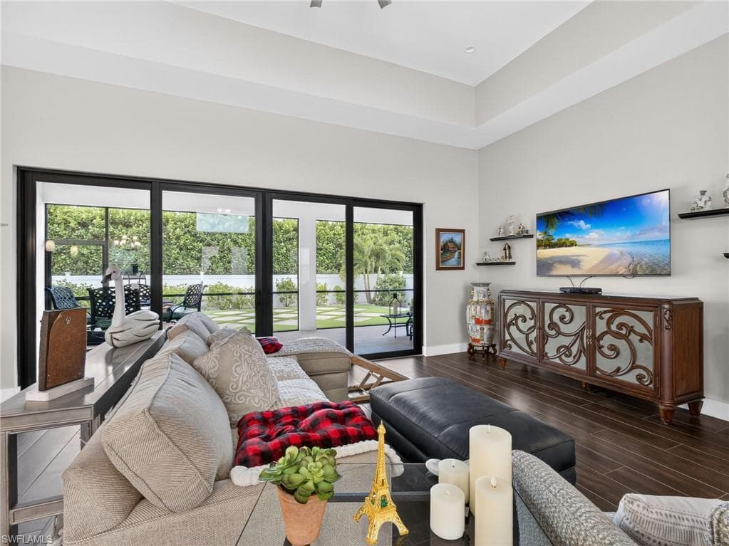 11590 Pin Oak DR S-6