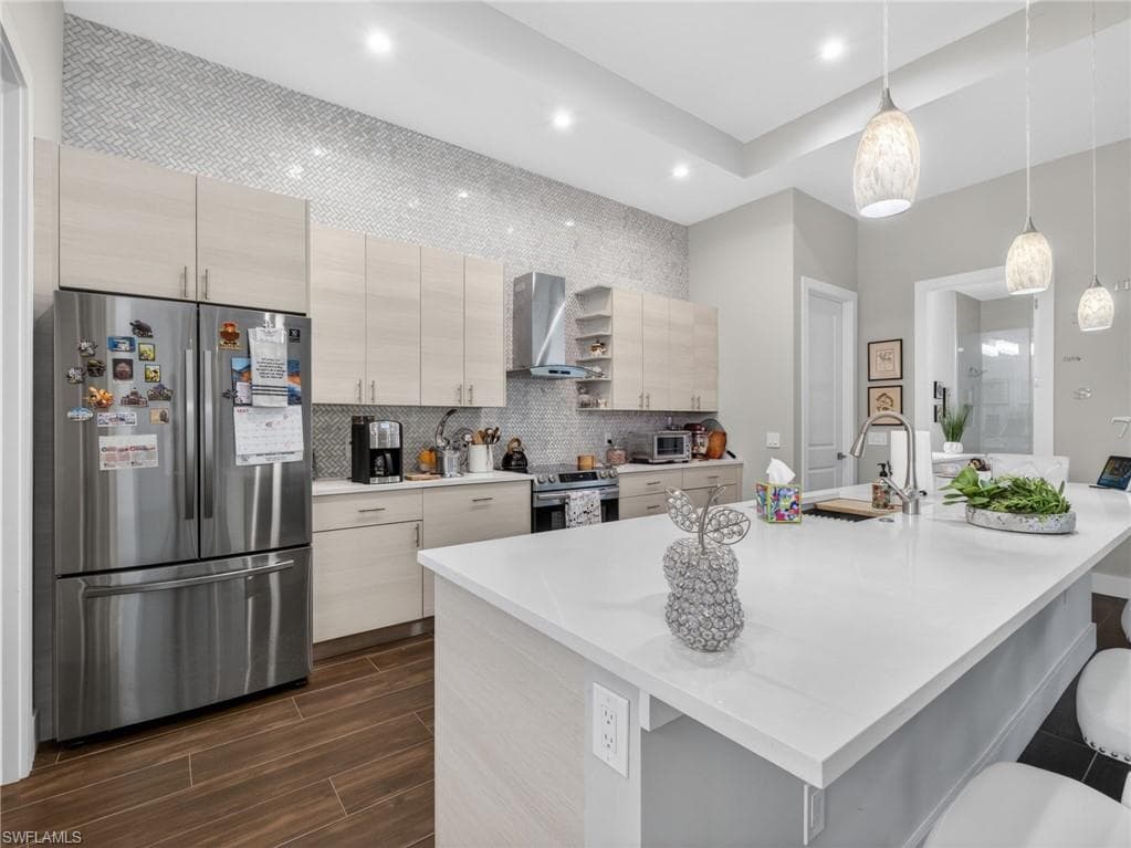 11590 Pin Oak DR S-14