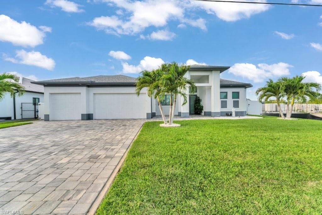 21 SW 21st ST-1