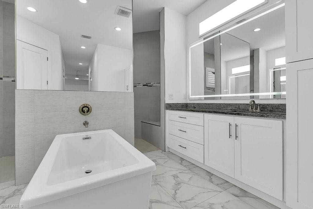 21 SW 21st ST-19