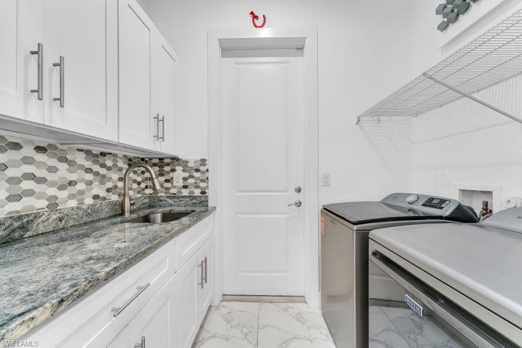 21 SW 21st ST-23