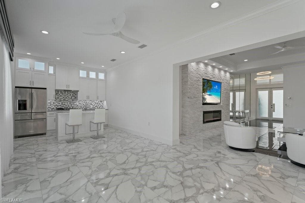 21 SW 21st ST-13