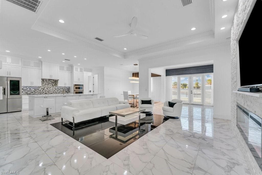 21 SW 21st ST-7