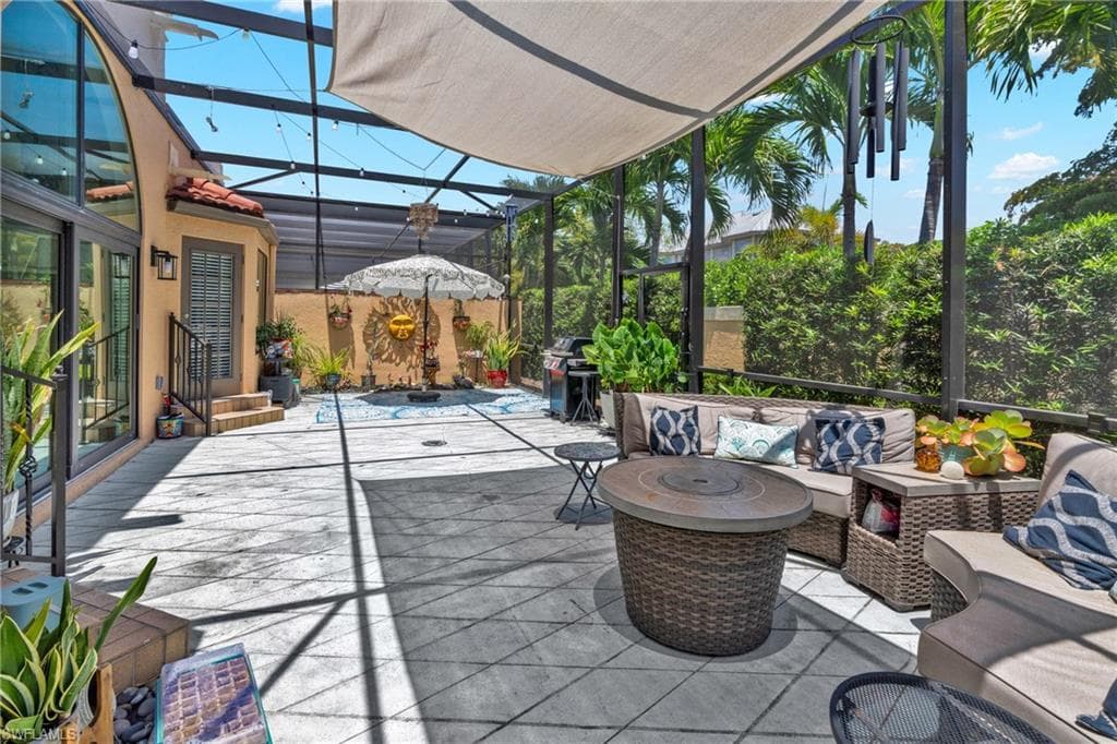 1443 Larkspur DR-35