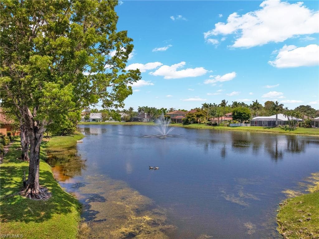 1443 Larkspur DR-44