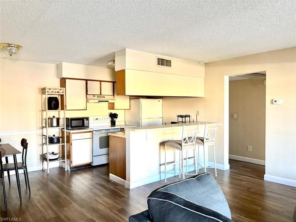 5315 Summerlin RD 1508-32